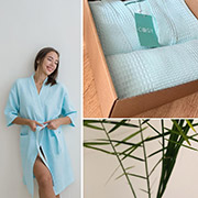 Подарунковий жіночий набір Мозаїка P-102+Cb011 вафельний халат і рушник Cosy ментоловий у коробці