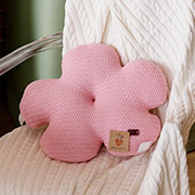 Подушка в'язана декоративна Квіточка 40см Прованс рожевий