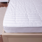 Наматрацник антиалергенний з гумкою по периметру MirSon Royal Eco 433