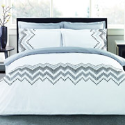 Постільна білизна Home line сатин з вишивкою Мелодія