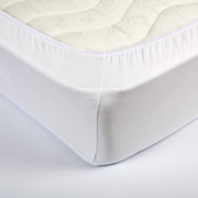 Трикотажне простирадло на гумці Lotus біле