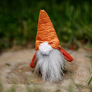 Декоративна іграшка-стоппер 13 см Гном осінній у ковпаку Прованс