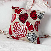 Подушка в'язана декоративна Серця Love Прованс