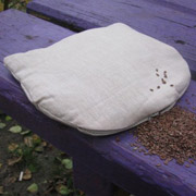 Подушка-грілка з насінням льону Lintex