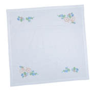 Скатертина великодня з вишивкою Великодня прогулянка Limaso SKVV02