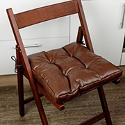 Подушка на стілець Прованс коричнева з екошкіри