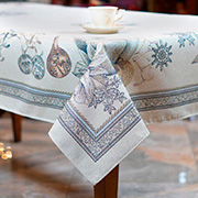 Скатертина гобеленова новорічна з люрексом Срібна пуансеттия Villa Grazia Premium