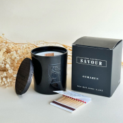 Свічка 180г з ароматом Cumarun Savour