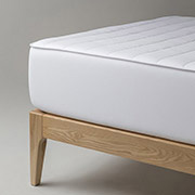 Наматрасник водонепроницаемый натяжной Аквастоп Simple Ютек с бортом