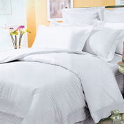 Постільна білизна 611001 полісатин-страйп Selena білий