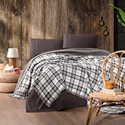 Спальний комплект Plaid brown First choice плед, простирадло і наволочки