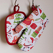 Набір прихватка і рукавиця Санта на білому Прованс