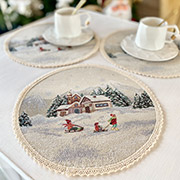 Серветка гобеленова новорічна Зимова пригода LiMaSo ROUND1004-25D