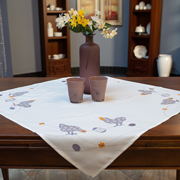 Скатертина Villa Grazia з вишивкою Золоті гребінці 4351