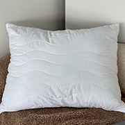 Подушка антиалергенна стьобана Poire мікрофібра Lelit біла