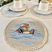 Серветка гобеленова новорічна Сніговики-витівники LiMaSo ROUND1062-20D