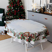 Скатертина новорічна гобеленова овальна Squirrel Прованс
