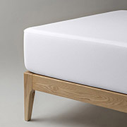 Наматрацник водонепроникний натяжний Аквастоп Protect Ютек