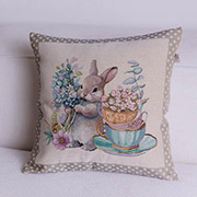 Декоративна гобеленова великодня подушка Зайченя Чарівність Прованс