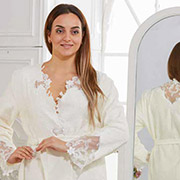 Набір жіночий Polina (халат, тапочки та рушник) Arya білий