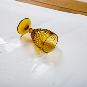 Наматрацник водонепроникний із гумками по кутах Aqua-stop Ecotton білий