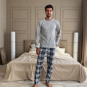 Чоловіча піжама Family KMW01 лонгслів і штани Cosy клітинка синій-сірий