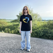 Футболка унісекс з принтом Heart Emily чорна