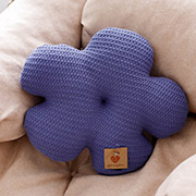 Подушка в'язана декоративна Квіточка 40см Прованс волошковий