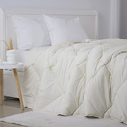 Ковдра зимова антиалергенна Alaska microfiber ТЕП молочний некомбінований