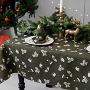 Скатертина новорічна Шапочки на зеленому Прованс