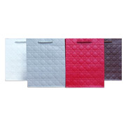 Пакет паперовий з тисненням 18х23х10 см Елегантний 282250