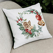 Декоративна подушка Вінок Зимове місто Прованс