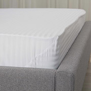 Простирадло на гумці Optical White страйп-сатин ТЕП