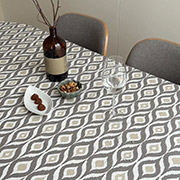 Скатертина водовідштовхувальна Абстракт сірий 27951-29 DUCK Ecotton