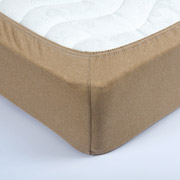 Трикотажна простирадло на гумці Lotus бежева