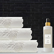 Набір Meor La Maison 3 рушники та парфум для білизни