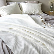 Плед-покривало Adina Ideia молочний