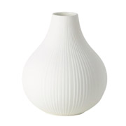 Ваза фарфорова 16.5х19.5 см Lucca Ardesto AR3814W біла