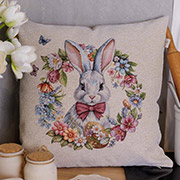 Декоративна гобеленова великодня наволочка Зайченя у віночку Суцвіття Прованс