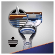 Бритва чоловіча з 2 змінними касетами Gillette Fusion 7702018866946 - Фото №5