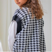 Жилетка для девочки Лапки Прованс черный - Фото №5